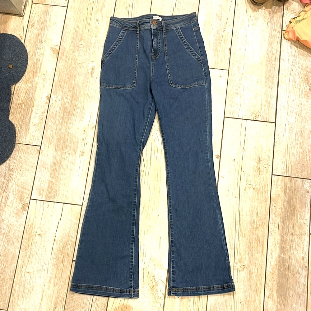 Knox Rose NWOT flare high rise stretch jeans 8
